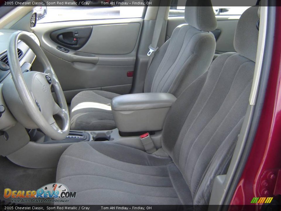 2005 Chevrolet Classic Sport Red Metallic / Gray Photo #9