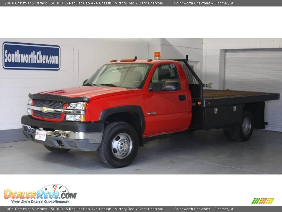 2004 Chevrolet Silverado 3500HD LS Regular Cab 4x4 Chassis Victory Red / Dark Charcoal Photo #1