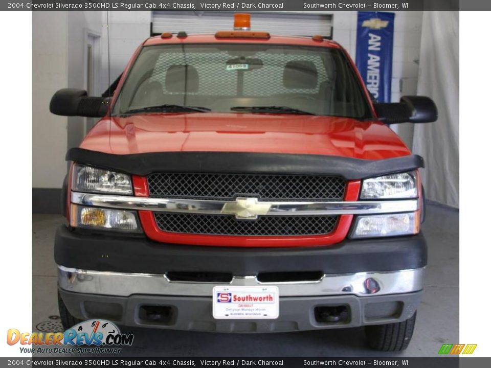 2004 Chevrolet Silverado 3500HD LS Regular Cab 4x4 Chassis Victory Red / Dark Charcoal Photo #2