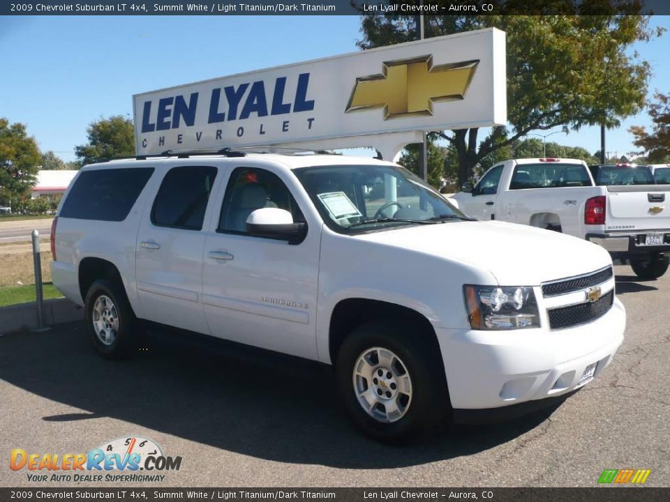2009 Chevrolet Suburban LT 4x4 Summit White / Light Titanium/Dark Titanium Photo #1