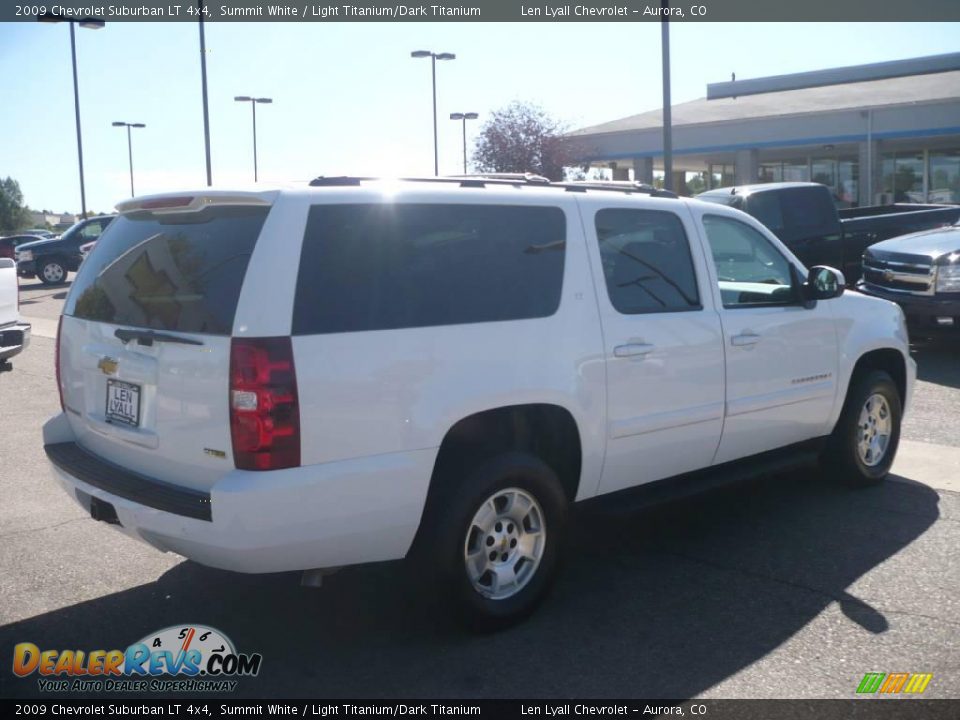 2009 Chevrolet Suburban LT 4x4 Summit White / Light Titanium/Dark Titanium Photo #6