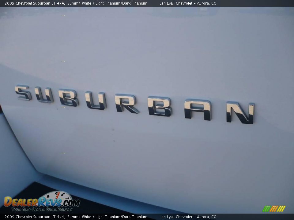 2009 Chevrolet Suburban LT 4x4 Summit White / Light Titanium/Dark Titanium Photo #12