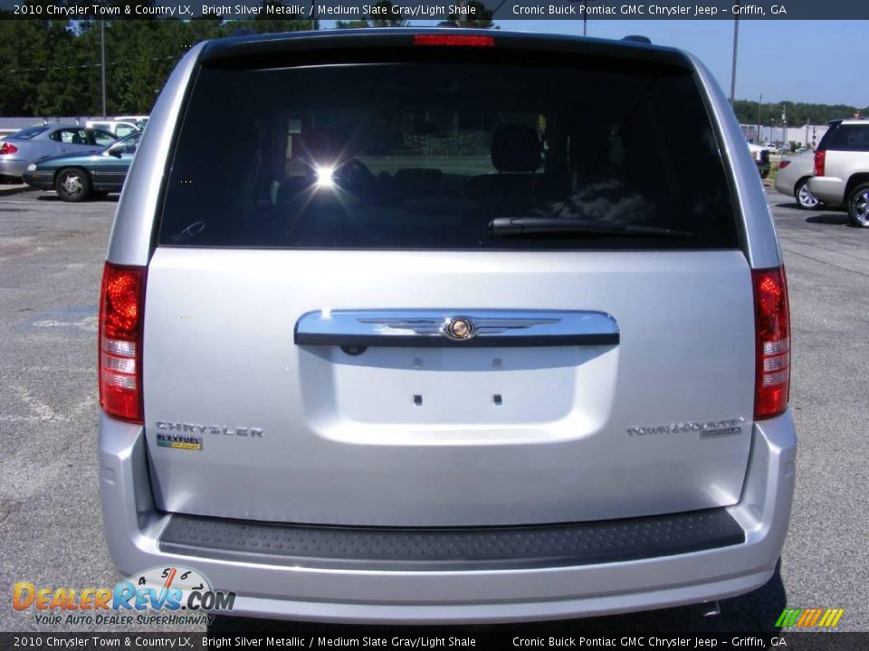 2010 Chrysler Town & Country LX Bright Silver Metallic / Medium Slate Gray/Light Shale Photo #7