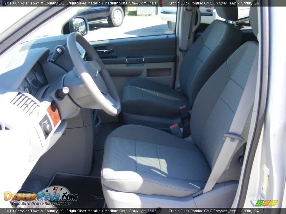 2010 Chrysler Town & Country LX Bright Silver Metallic / Medium Slate Gray/Light Shale Photo #12
