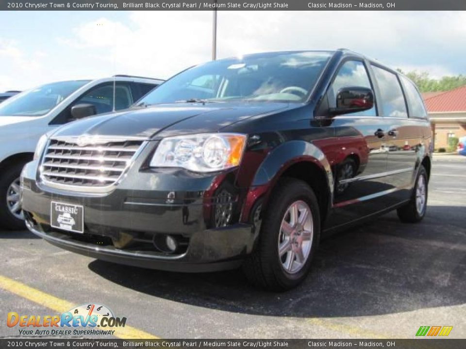 2010 Chrysler Town & Country Touring Brilliant Black Crystal Pearl / Medium Slate Gray/Light Shale Photo #1