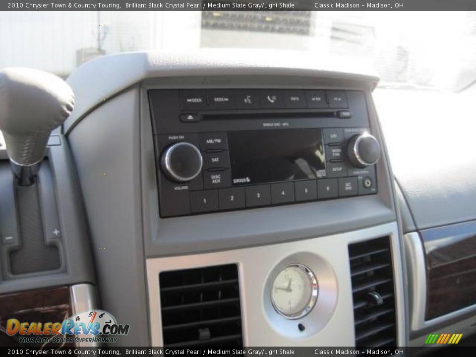 2010 Chrysler Town & Country Touring Brilliant Black Crystal Pearl / Medium Slate Gray/Light Shale Photo #9