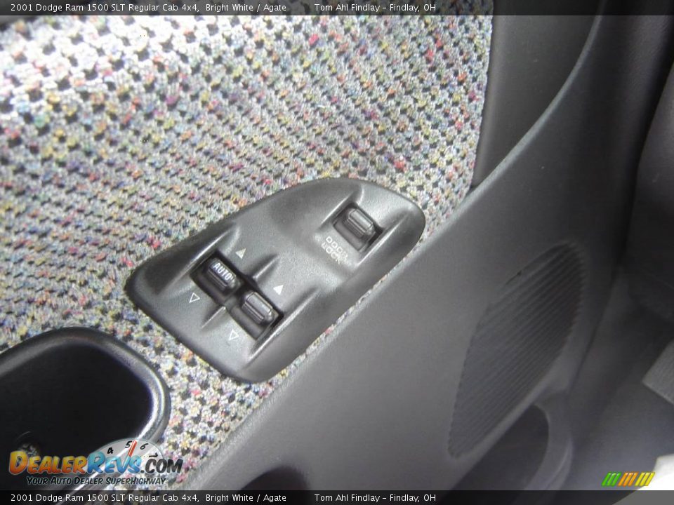 2001 Dodge Ram 1500 SLT Regular Cab 4x4 Bright White / Agate Photo #17