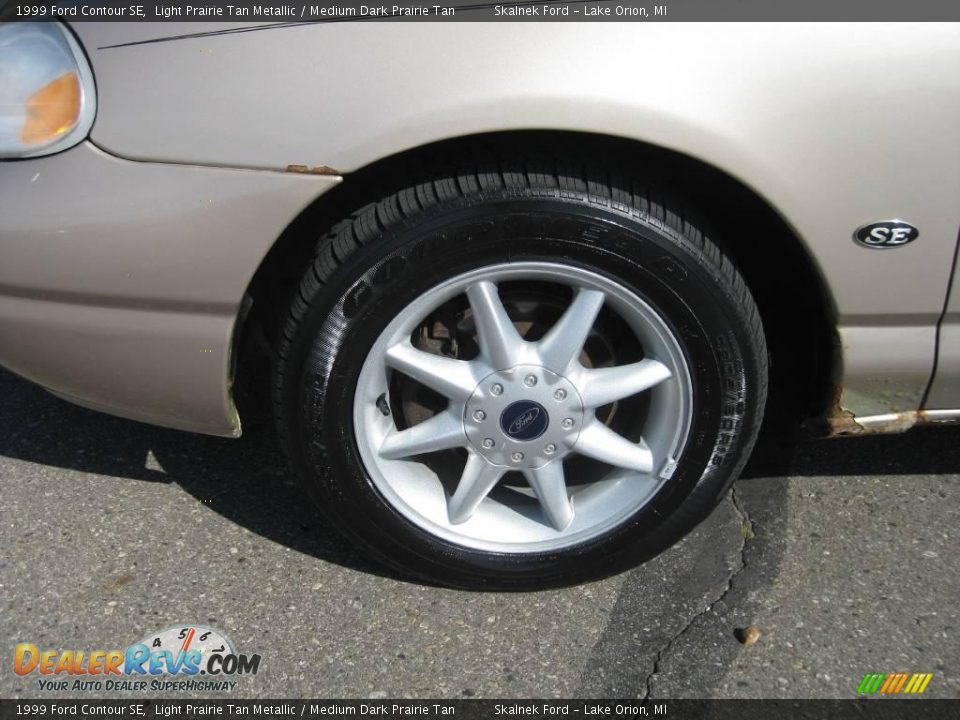 1999 Ford Contour SE Light Prairie Tan Metallic / Medium Dark Prairie Tan Photo #15