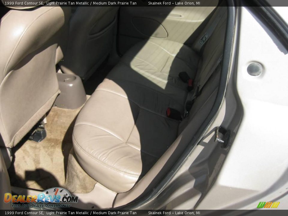 1999 Ford Contour SE Light Prairie Tan Metallic / Medium Dark Prairie Tan Photo #24
