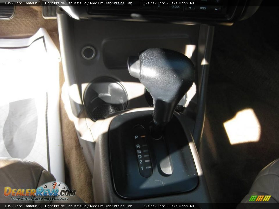 1999 Ford Contour SE Light Prairie Tan Metallic / Medium Dark Prairie Tan Photo #30