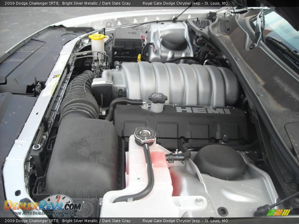 2009 Dodge Challenger SRT8 Bright Silver Metallic / Dark Slate Gray Photo #18