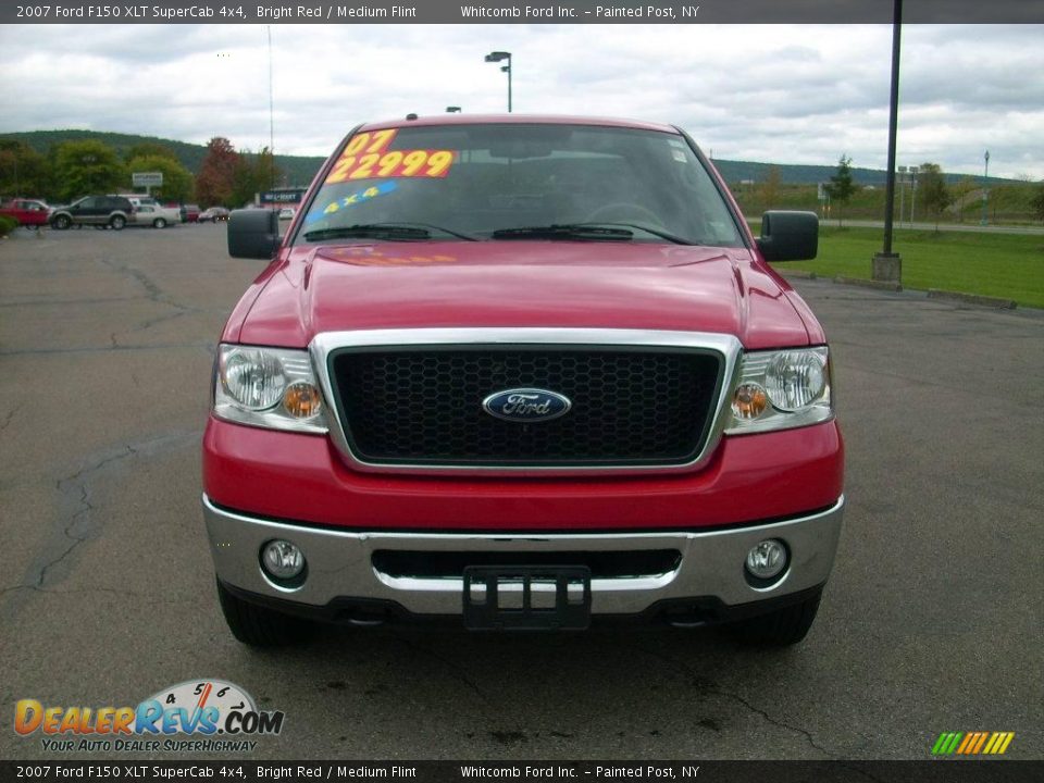 2007 Ford F150 XLT SuperCab 4x4 Bright Red / Medium Flint Photo #2