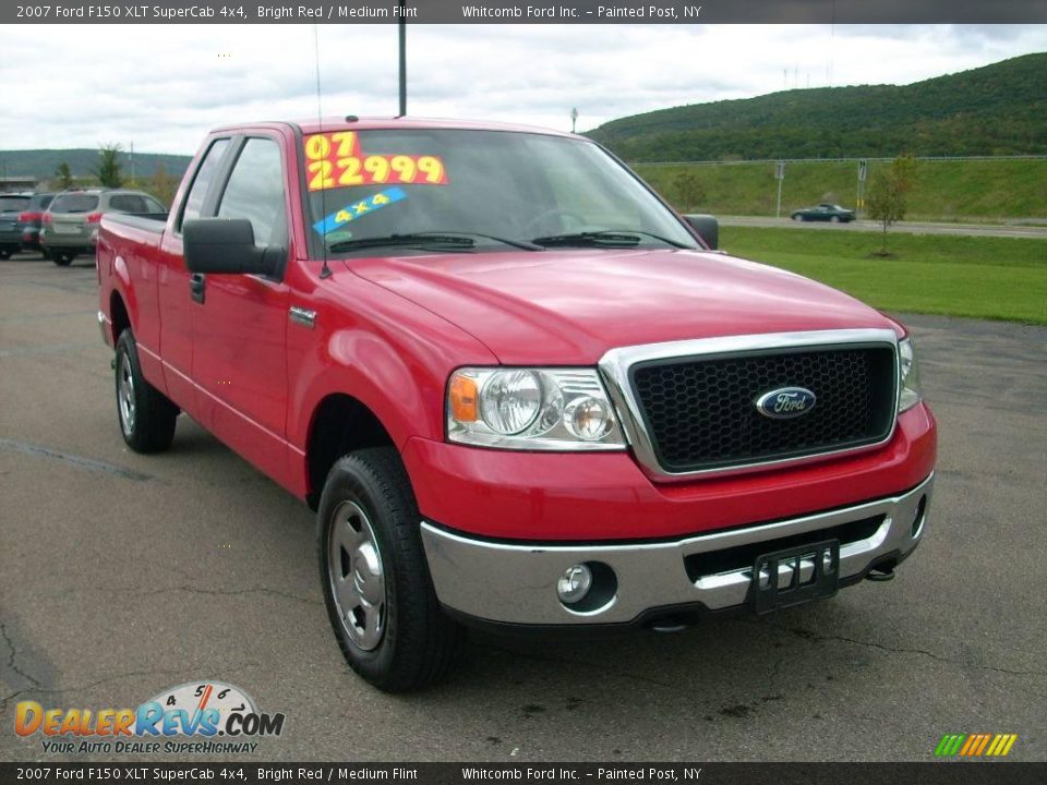 2007 Ford F150 XLT SuperCab 4x4 Bright Red / Medium Flint Photo #3