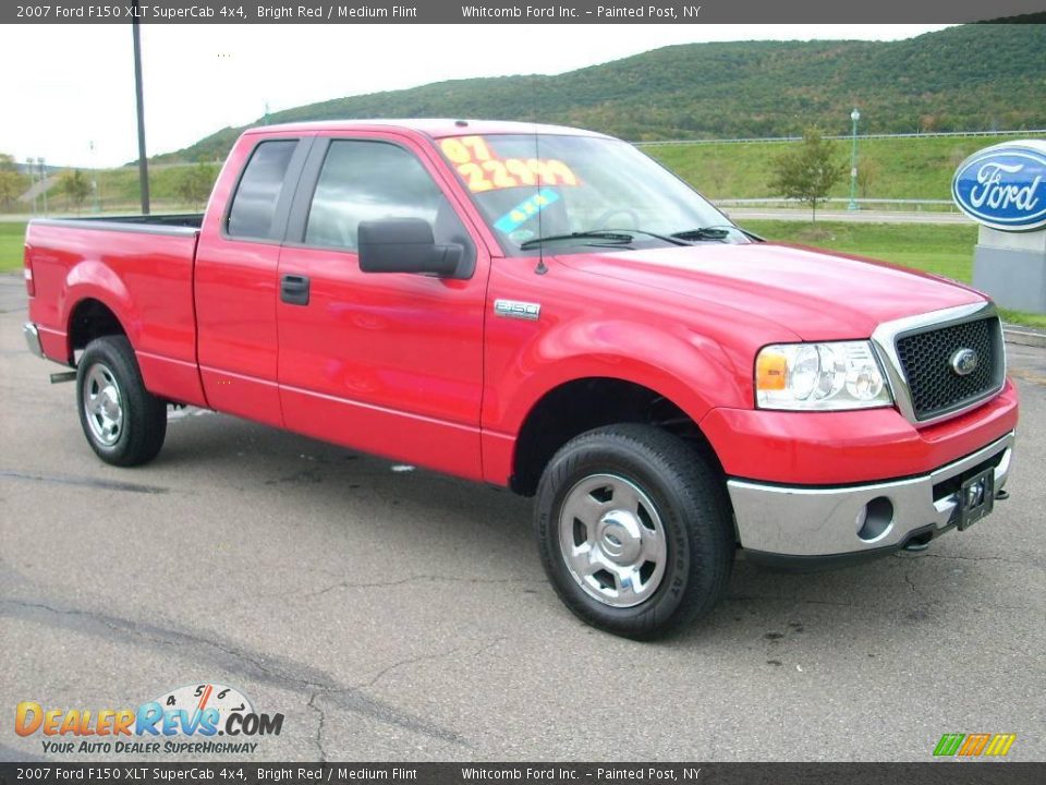 2007 Ford F150 XLT SuperCab 4x4 Bright Red / Medium Flint Photo #4
