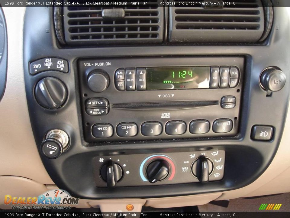 1999 Ford Ranger XLT Extended Cab 4x4 Black Clearcoat / Medium Prairie Tan Photo #28