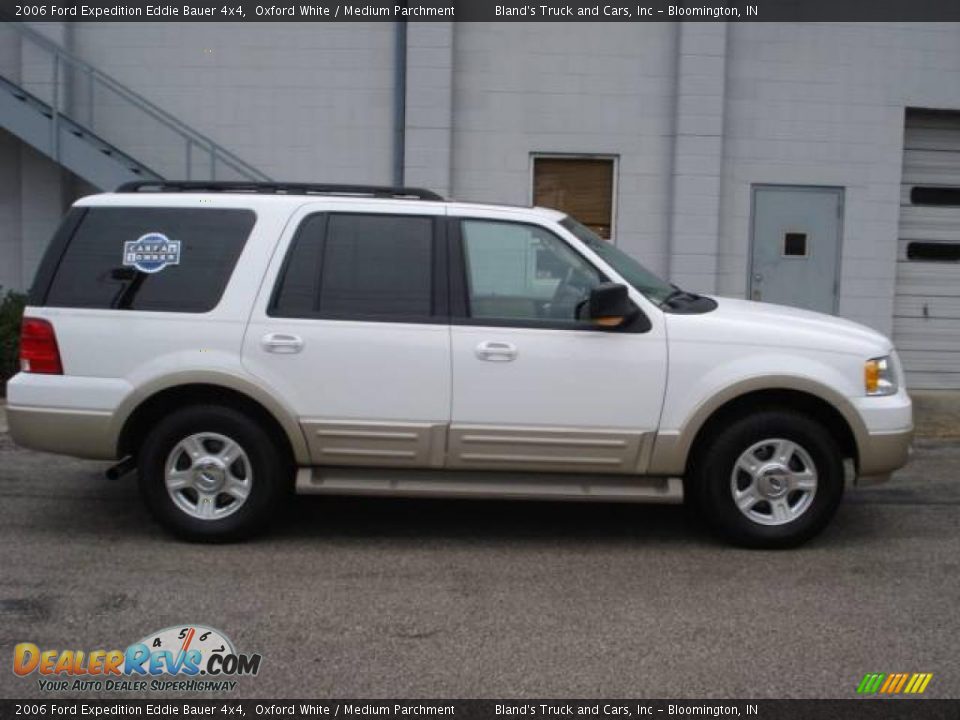 2006 Ford Expedition Eddie Bauer 4x4 Oxford White / Medium Parchment Photo #2