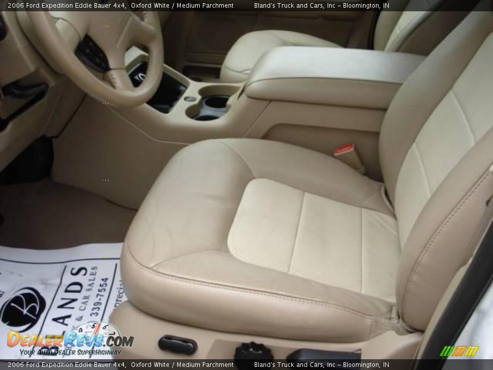 2006 Ford Expedition Eddie Bauer 4x4 Oxford White / Medium Parchment Photo #4