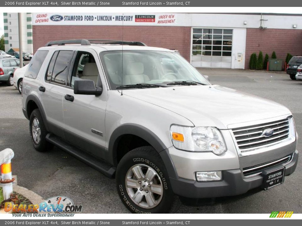 2006 Ford Explorer XLT 4x4 Silver Birch Metallic / Stone Photo #3