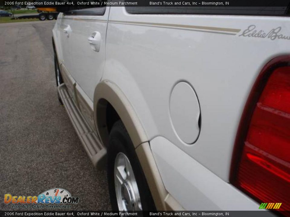 2006 Ford Expedition Eddie Bauer 4x4 Oxford White / Medium Parchment Photo #12
