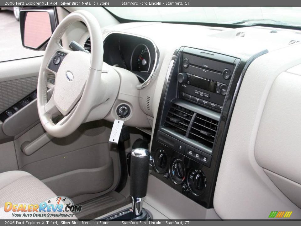 2006 Ford Explorer XLT 4x4 Silver Birch Metallic / Stone Photo #6