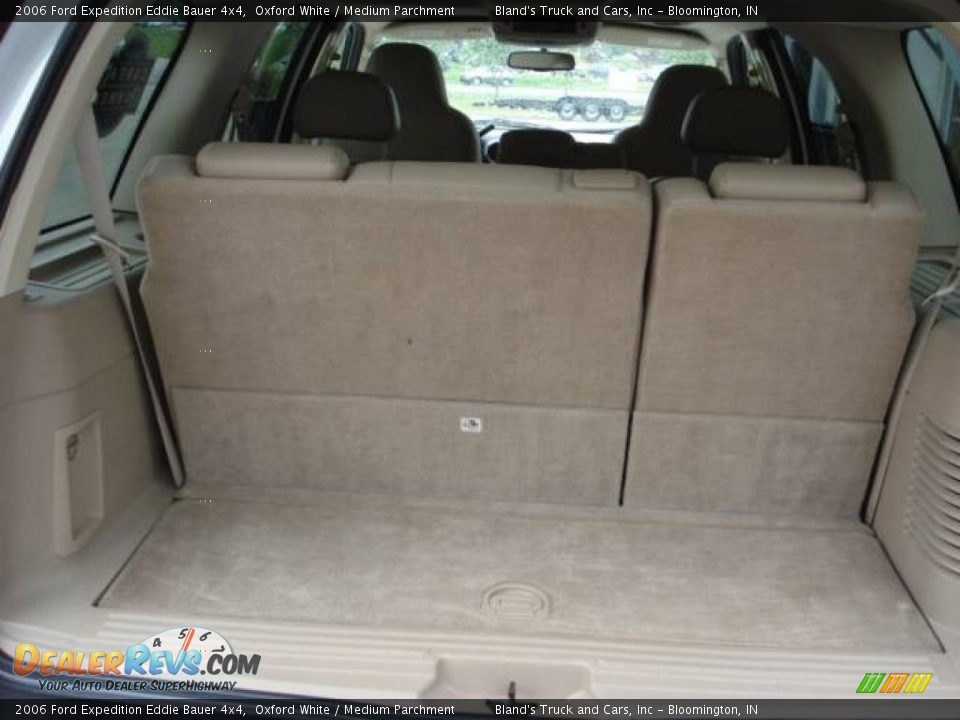 2006 Ford Expedition Eddie Bauer 4x4 Oxford White / Medium Parchment Photo #15
