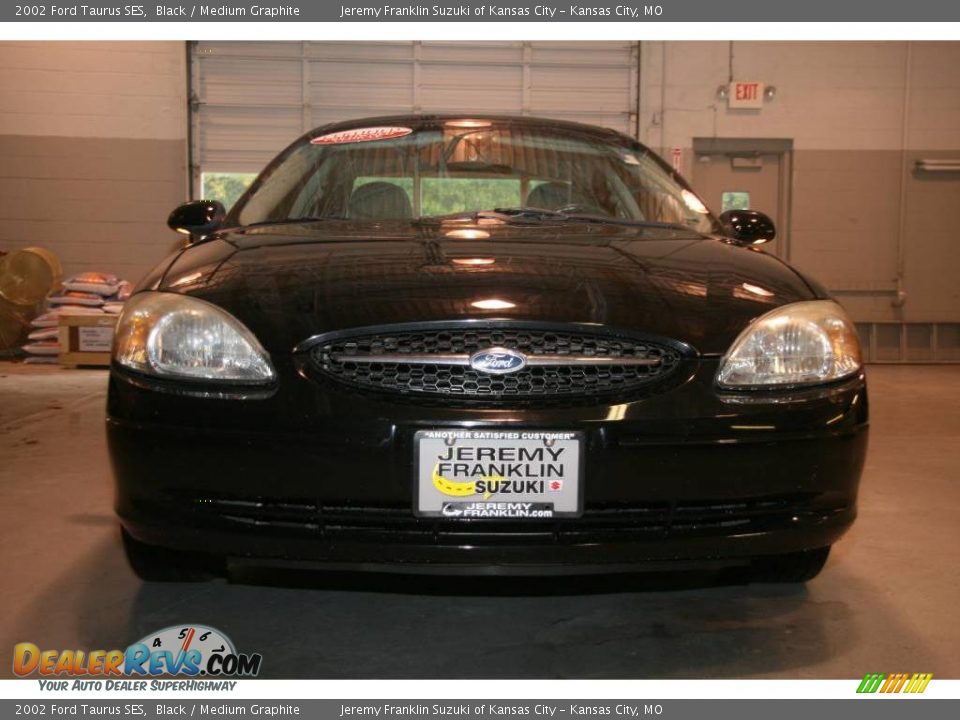 2002 Ford Taurus SES Black / Medium Graphite Photo #2