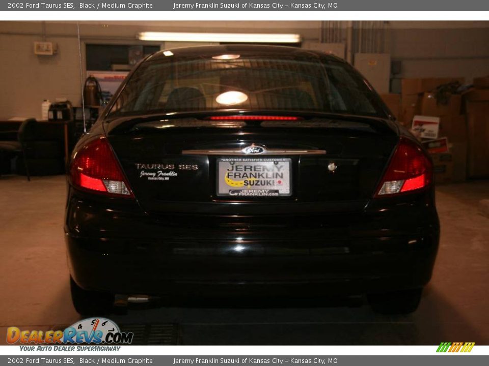 2002 Ford Taurus SES Black / Medium Graphite Photo #5