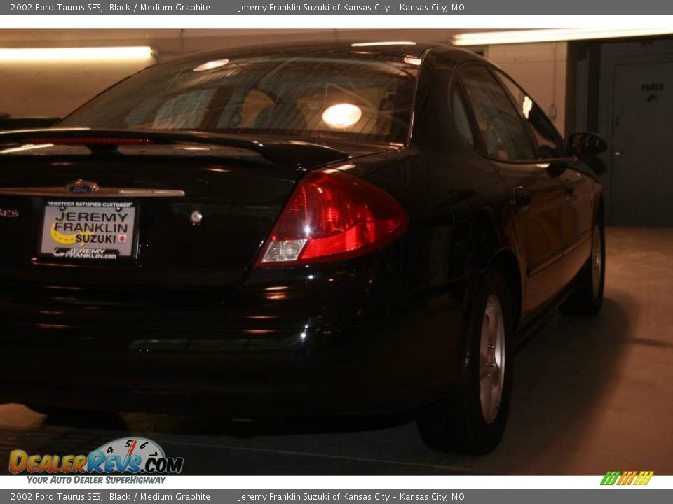 2002 Ford Taurus SES Black / Medium Graphite Photo #6