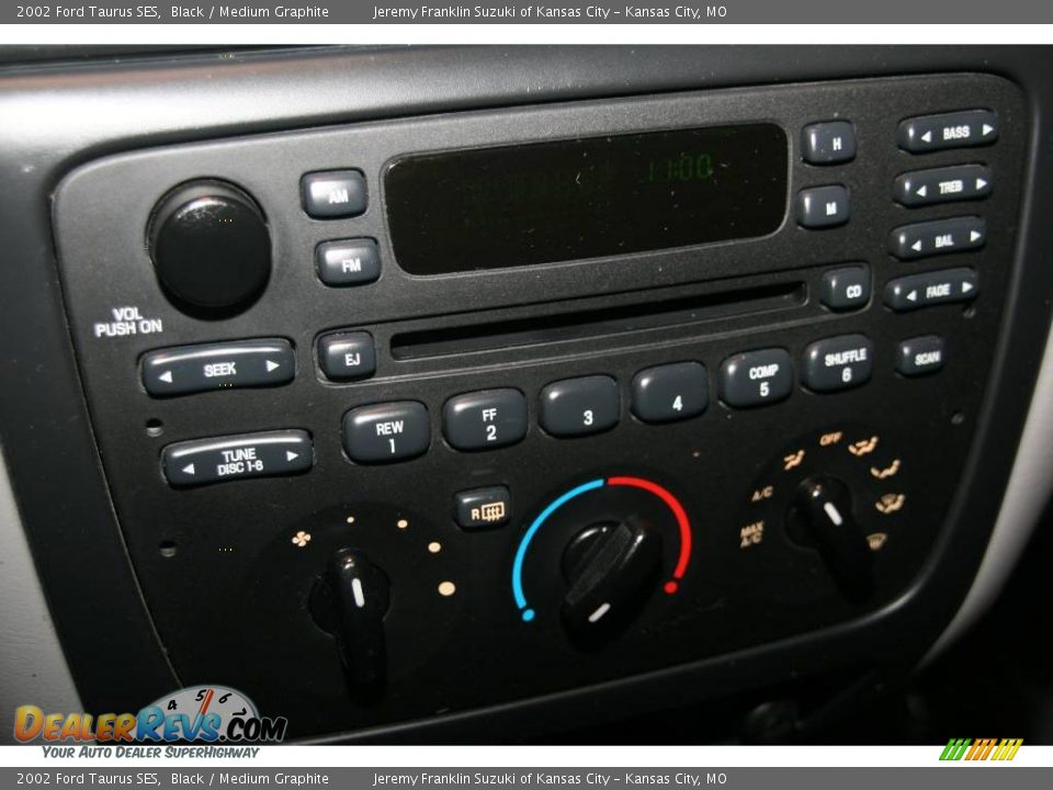 2002 Ford Taurus SES Black / Medium Graphite Photo #9