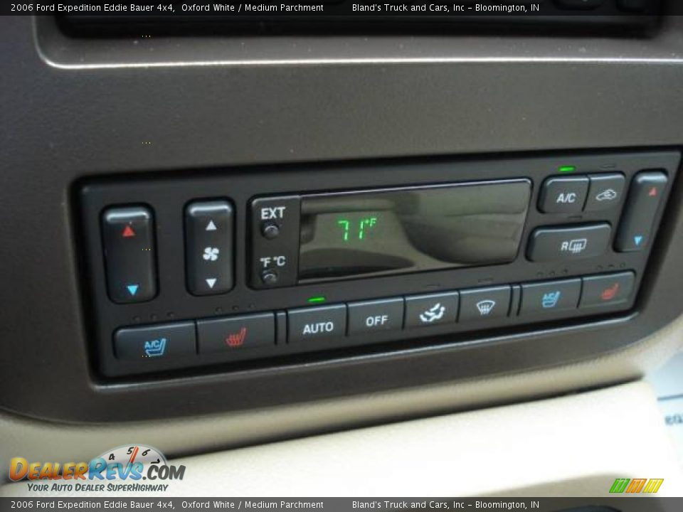 2006 Ford Expedition Eddie Bauer 4x4 Oxford White / Medium Parchment Photo #26