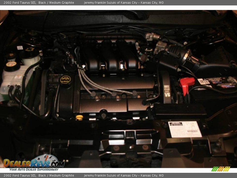 2002 Ford Taurus SES Black / Medium Graphite Photo #23