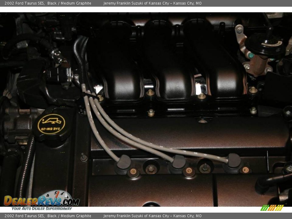 2002 Ford Taurus SES Black / Medium Graphite Photo #24
