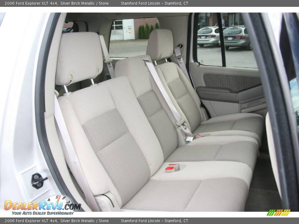 2006 Ford Explorer XLT 4x4 Silver Birch Metallic / Stone Photo #14