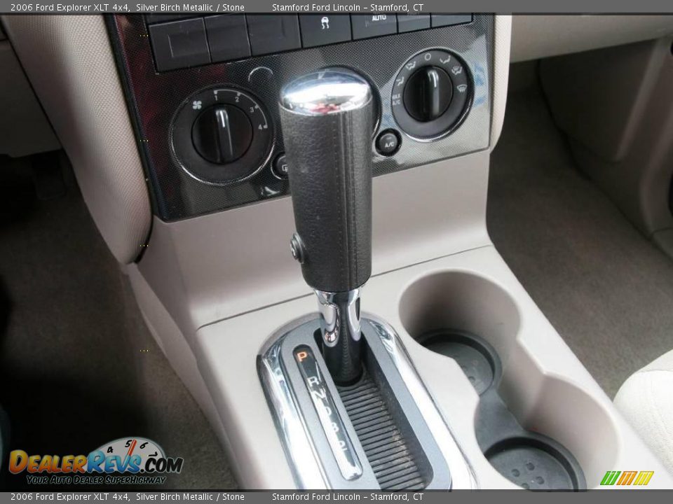 2006 Ford Explorer XLT 4x4 Silver Birch Metallic / Stone Photo #16