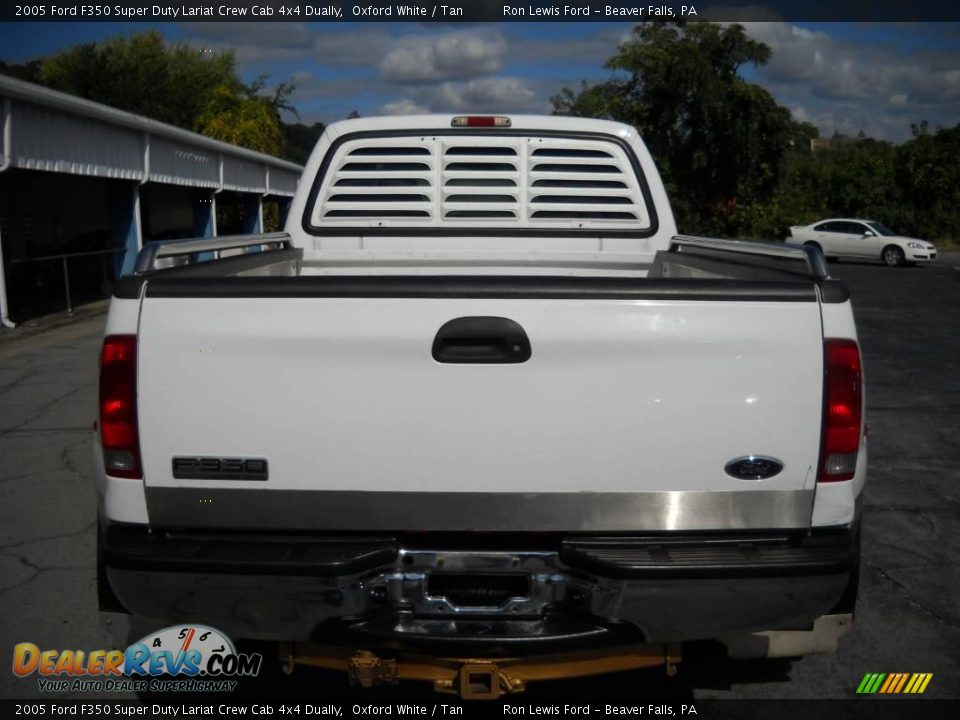 2005 Ford F350 Super Duty Lariat Crew Cab 4x4 Dually Oxford White / Tan Photo #3