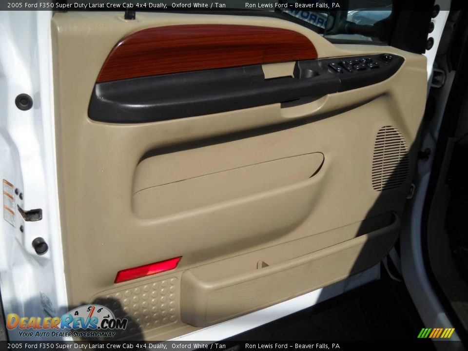 2005 Ford F350 Super Duty Lariat Crew Cab 4x4 Dually Oxford White / Tan Photo #6