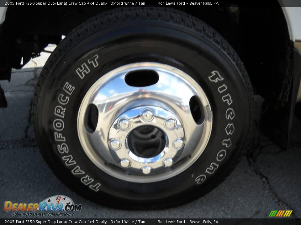 2005 Ford F350 Super Duty Lariat Crew Cab 4x4 Dually Oxford White / Tan Photo #17