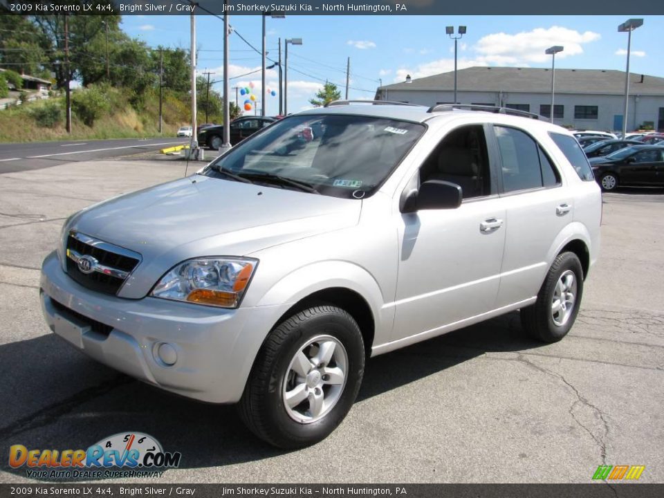 2009 Kia Sorento LX 4x4 Bright Silver / Gray Photo #5