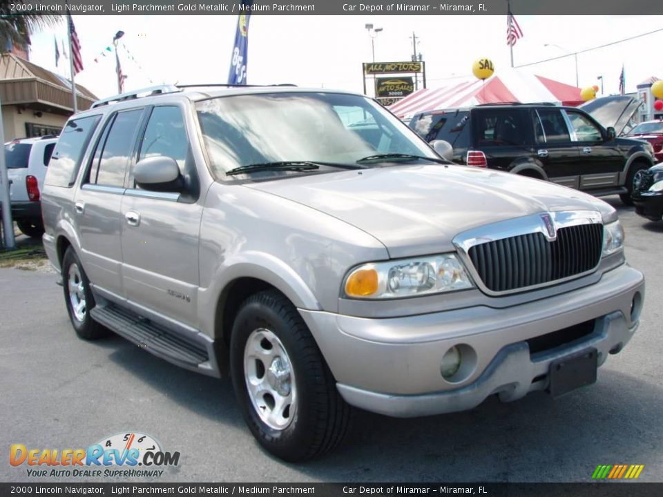 2000 Lincoln Navigator Light Parchment Gold Metallic / Medium Parchment Photo #1