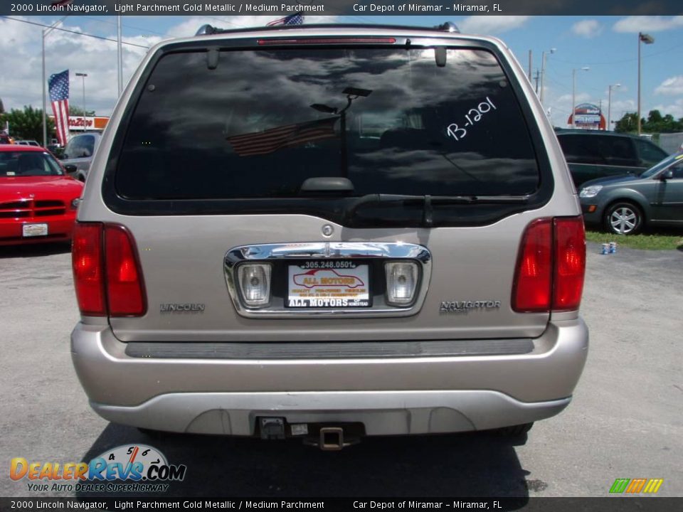 2000 Lincoln Navigator Light Parchment Gold Metallic / Medium Parchment Photo #4