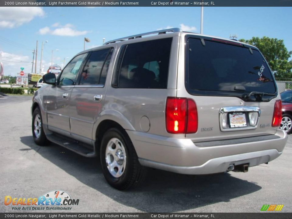 2000 Lincoln Navigator Light Parchment Gold Metallic / Medium Parchment Photo #6