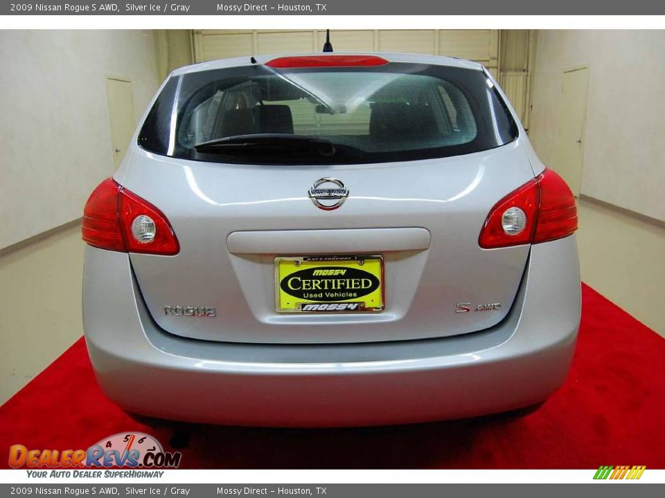 2009 Nissan Rogue S AWD Silver Ice / Gray Photo #8