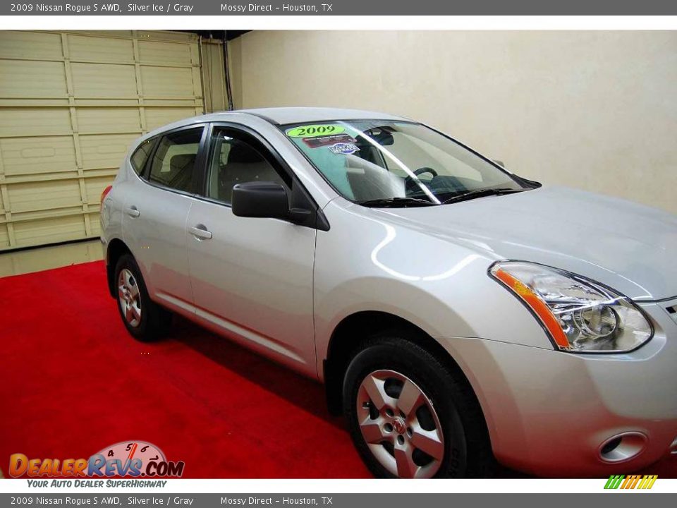 2009 Nissan Rogue S AWD Silver Ice / Gray Photo #14