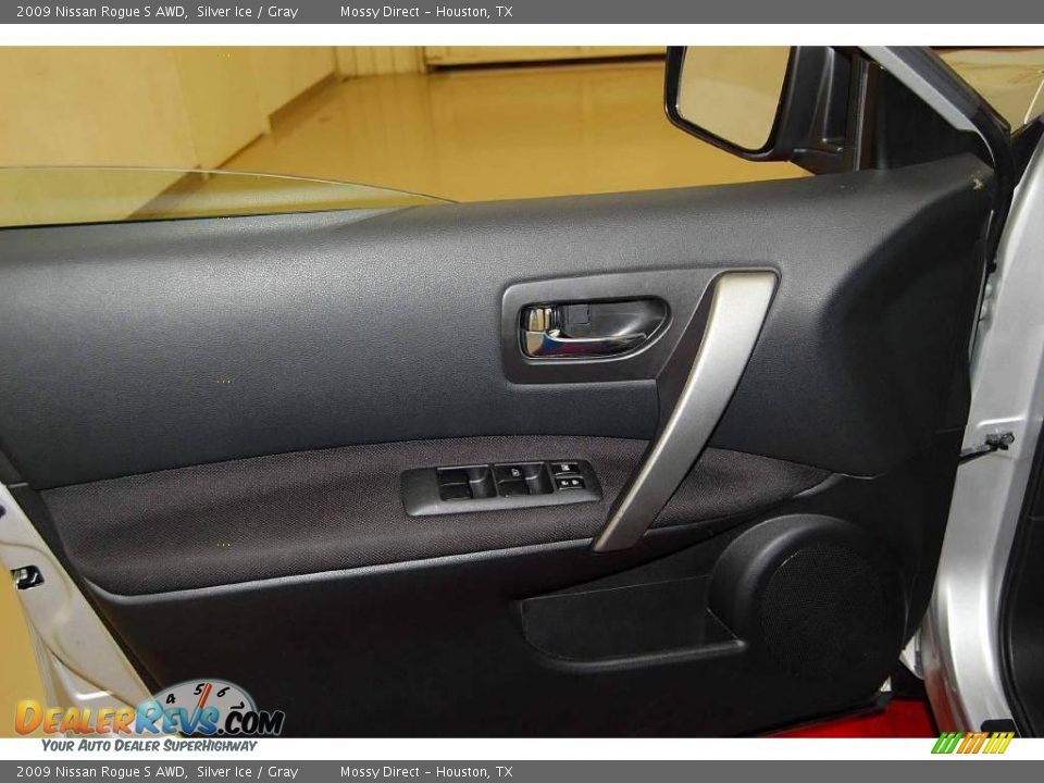 2009 Nissan Rogue S AWD Silver Ice / Gray Photo #15