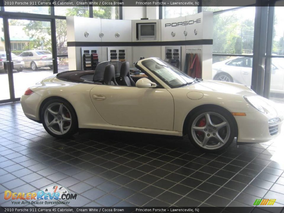 2010 Porsche 911 Carrera 4S Cabriolet Cream White / Cocoa Brown Photo #2