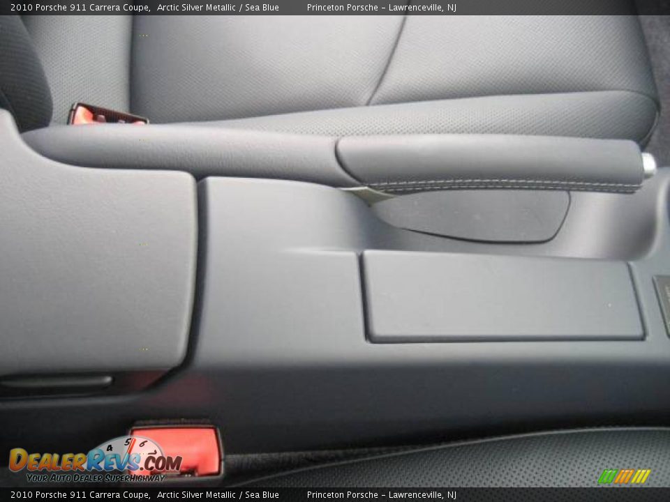 2010 Porsche 911 Carrera Coupe Arctic Silver Metallic / Sea Blue Photo #25