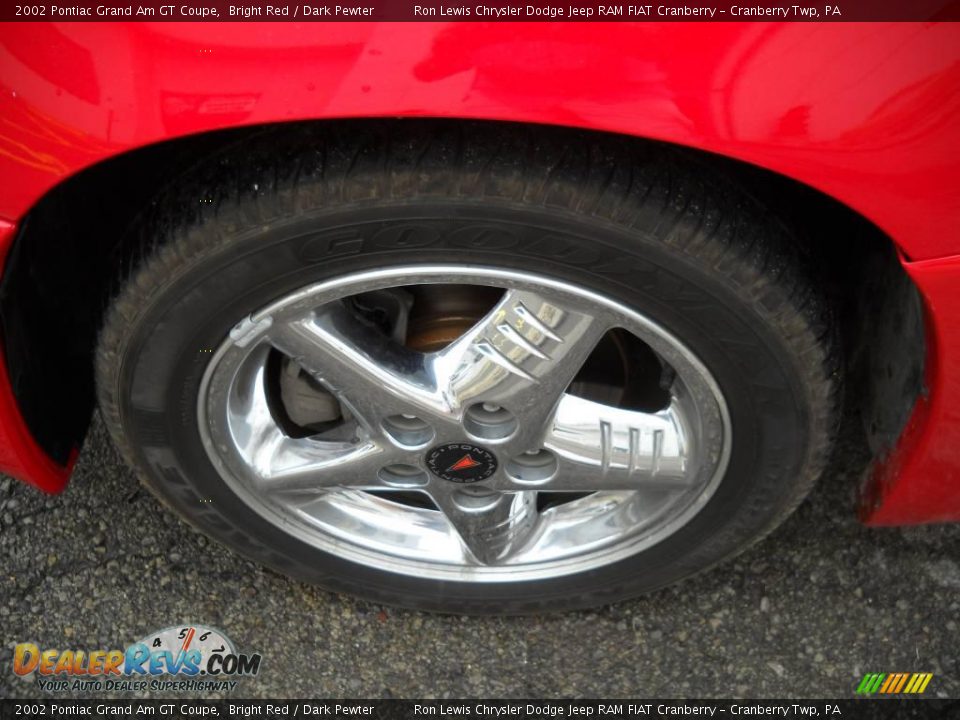 2002 Pontiac Grand Am GT Coupe Bright Red / Dark Pewter Photo #12