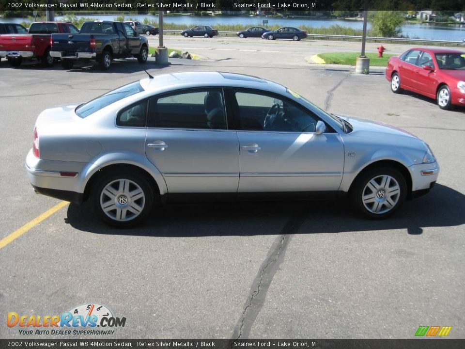 2002 Volkswagen Passat W8 4Motion Sedan Reflex Silver Metallic / Black Photo #8