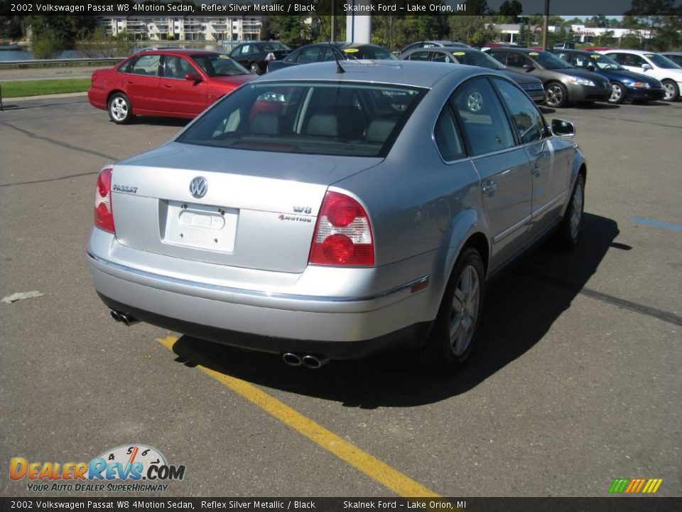 2002 Volkswagen Passat W8 4Motion Sedan Reflex Silver Metallic / Black Photo #10