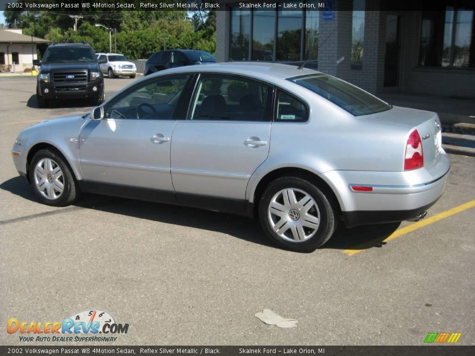 2002 Volkswagen Passat W8 4Motion Sedan Reflex Silver Metallic / Black Photo #13